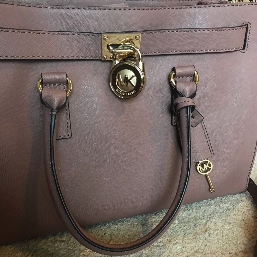 Michael Kors Hamilton Handbag - Picture 3 of 11